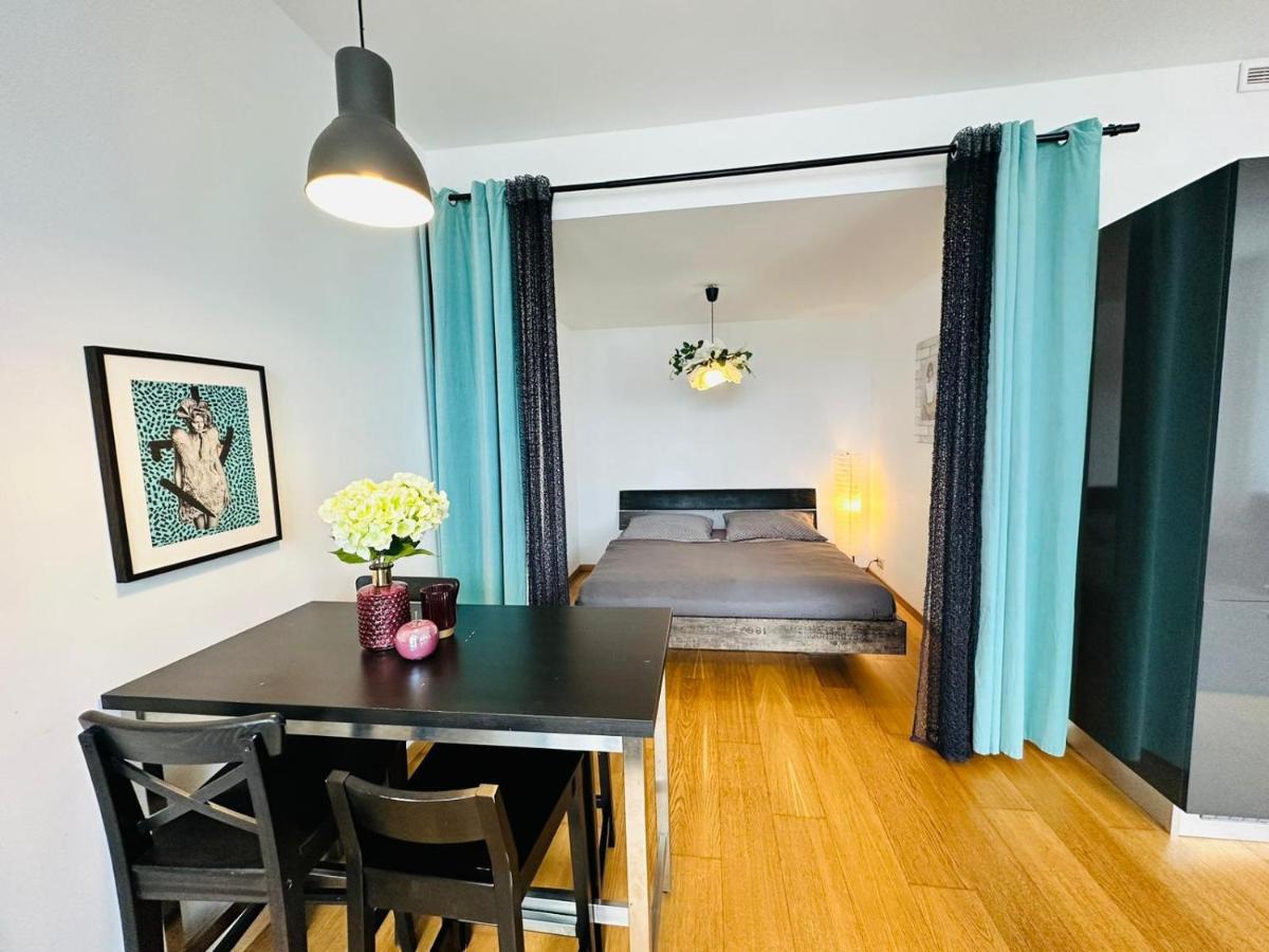 Apartments In Panorama City On 25Th Floor - Amazing View Close To Old Town 브라티슬라바 외부 사진